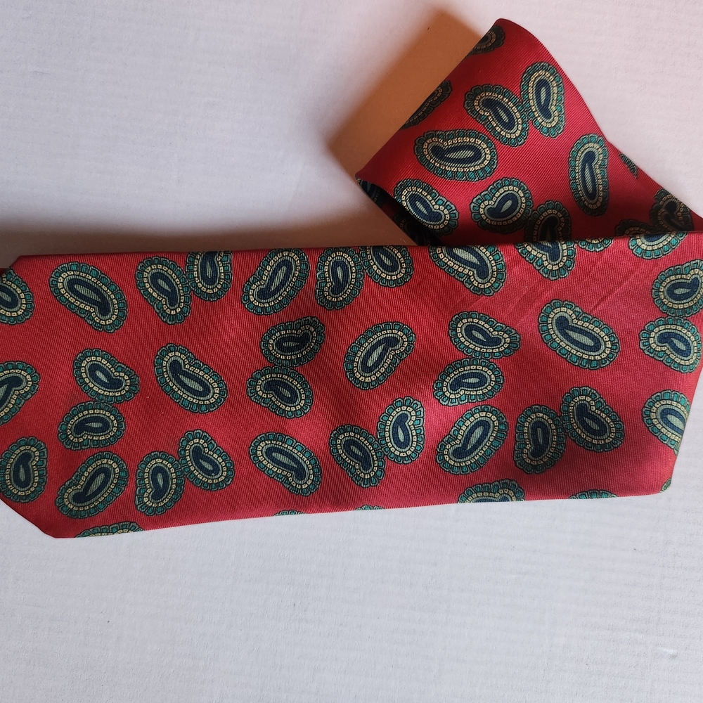Elegant Red Paisley Men's Tie